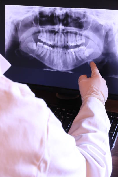 Best Broken or Cracked Tooth Emergency Dentist in Crothersville, IN