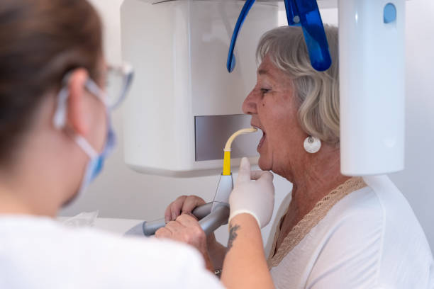 Best Emergency Dentist for Knocked-Out Tooth in Crothersville, IN
