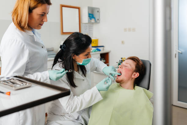 Best Holiday Emergency Dentist in Crothersville, IN